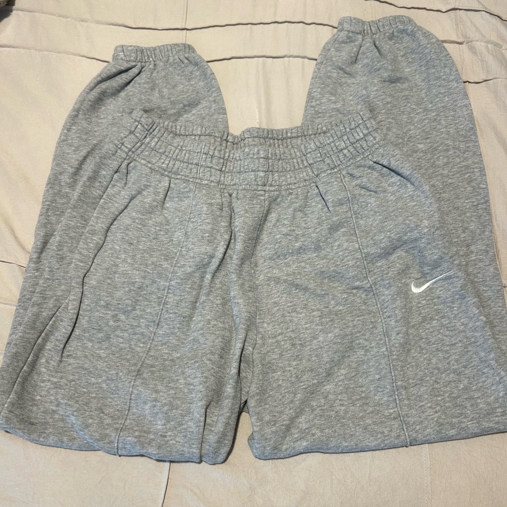 Nike Heather Gray Sweatpants